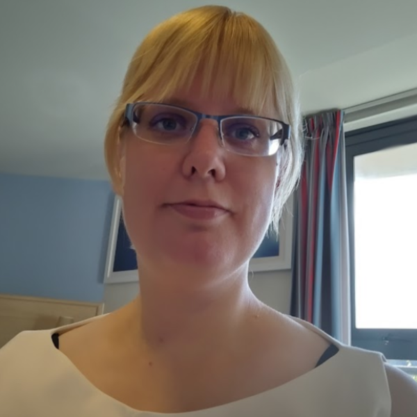 Dr. Andrea Helen Knue