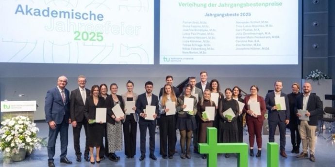 IMAPP student wins best thesis award at TU Dortmund